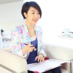 パーソナルカラーオータムタイプ（イエベ秋）の大人女性の春色の取り入れ方【お客様コーデ事例】