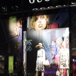 GUCCIと「ジョジョ」のウインドウ